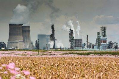 South African Power Plants Amid Pollution Clampdown