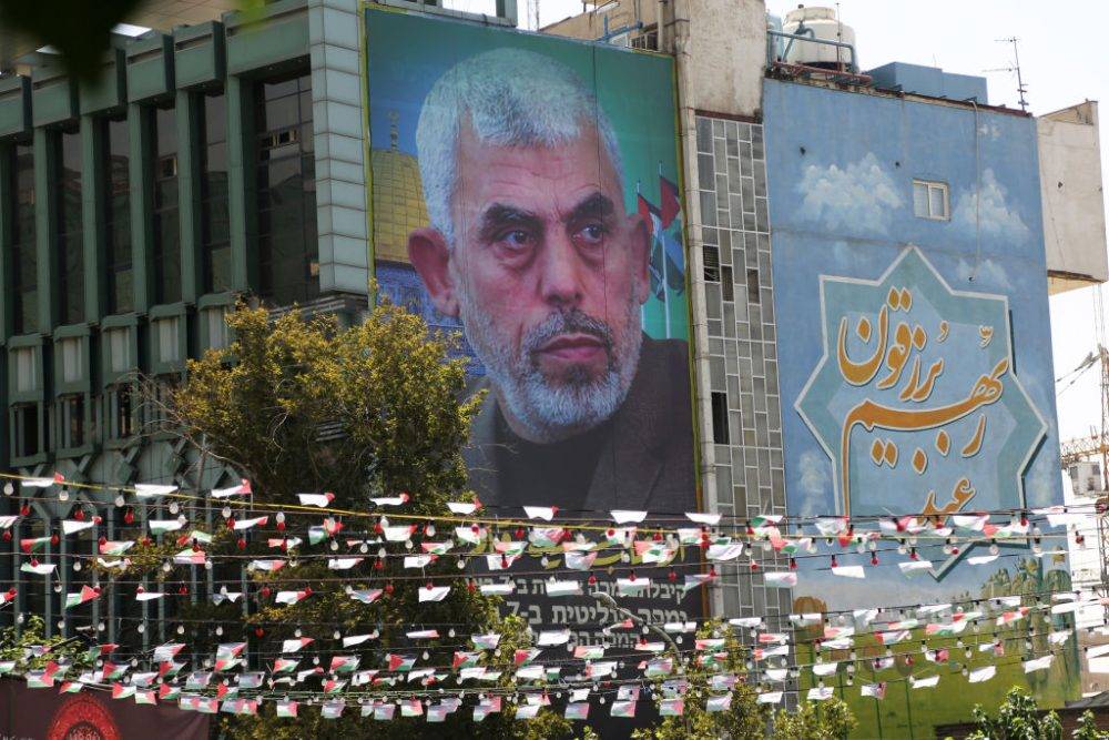 The Thorn and the Carnation: A novel by a Palestinian leader during his incarceration in Israeli prisons