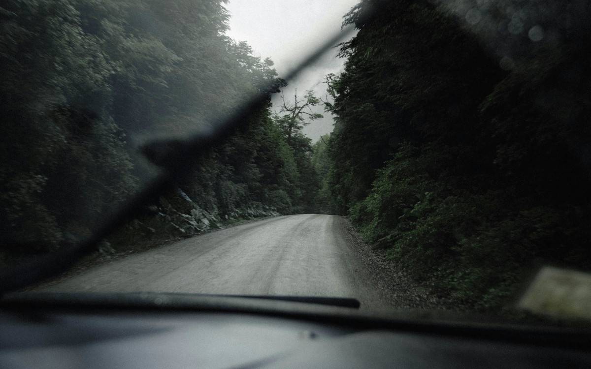 Make your car safer in bad weather: A six-step checklist