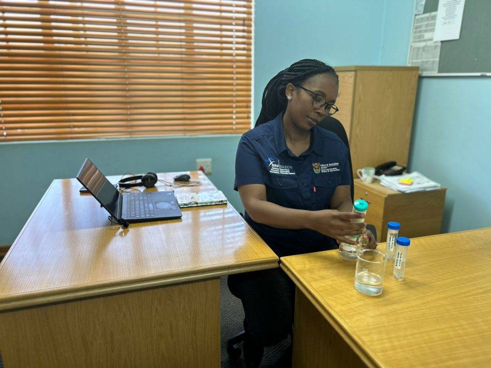 Zanele Ntshidi