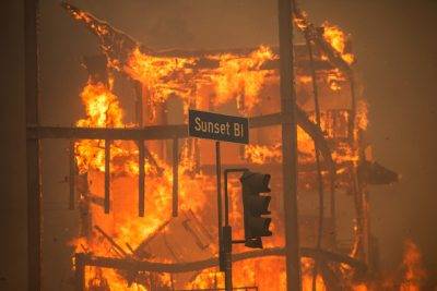 Los Angeles Palisades Fire threatens Getty Museum, death toll rises to 24