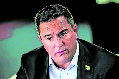 John Steenhuisen 6395 Dv 1 1000x668