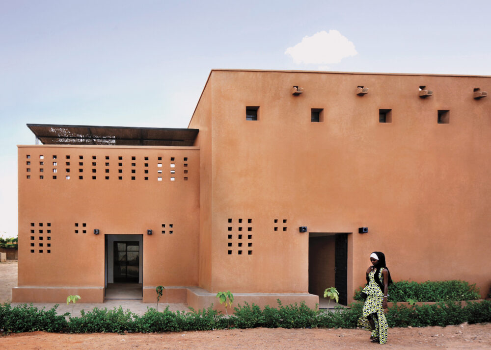 ©ateliermasōmī Niamey2000housing Entry©united4design