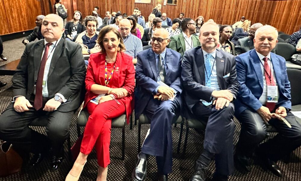 F088f7f6 1fc9 47a6 8296 3a52e816b343