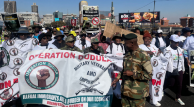 Court orders government, police to block vigilantes from two clinics — and put up warnings at entrances