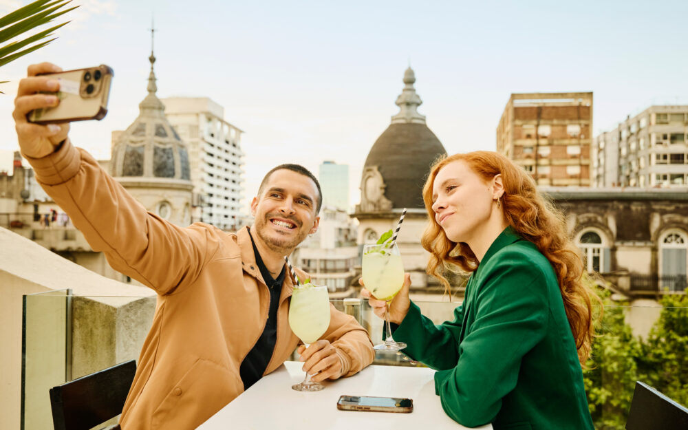 4346733258 Fcza Mail & Guardian Article Images 2000 X 1250 Buenos Aires