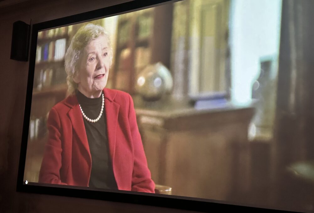 Ireland3 Maryrobinsoninthefilm (1)