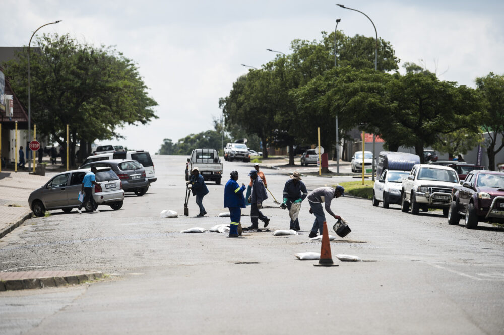 Road Works Standerton 2475 Dv(1)