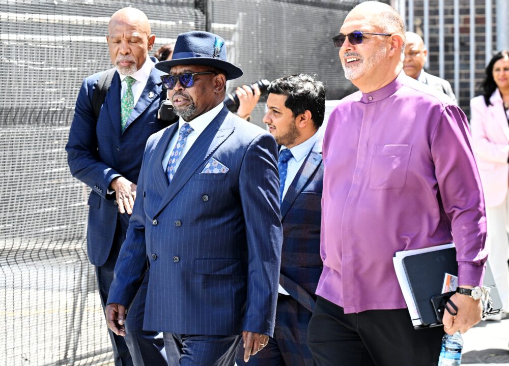 Budget: debt peaks but growth lags