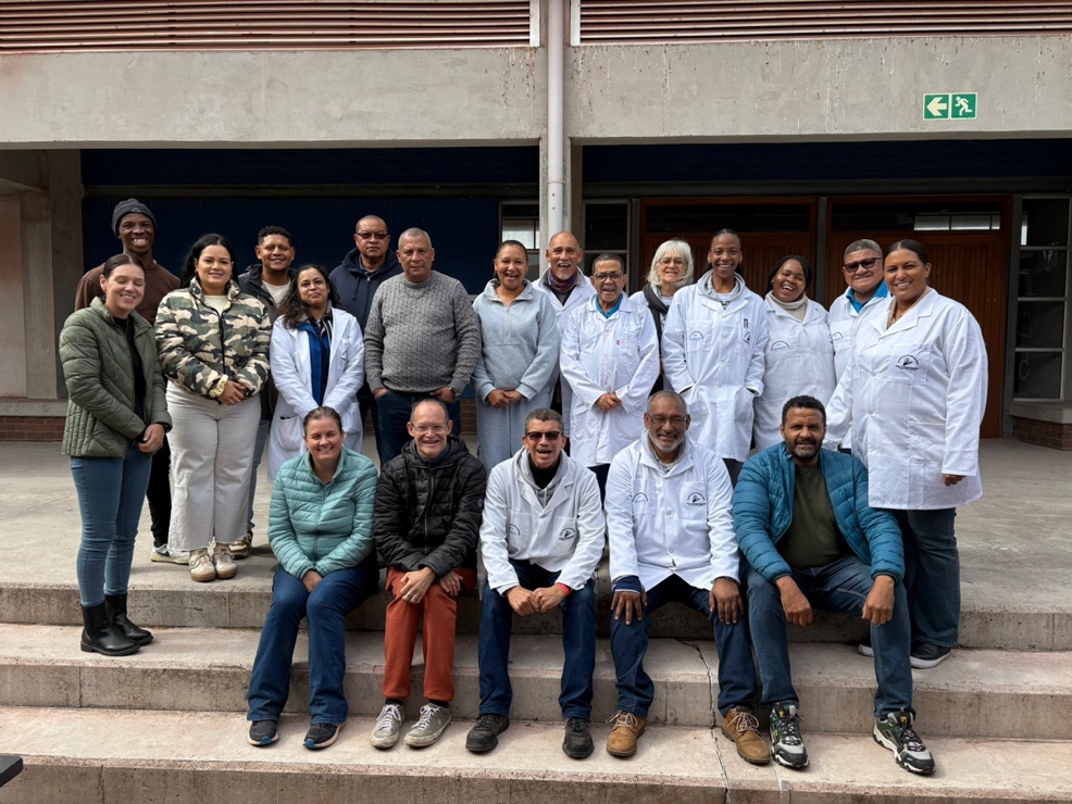 Inquiry-based chemistry training for west coast natural sciences teacher