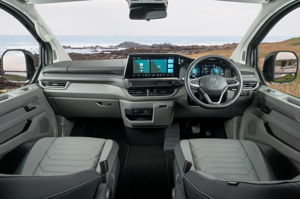 2500volkswagen Transporter Interior 001