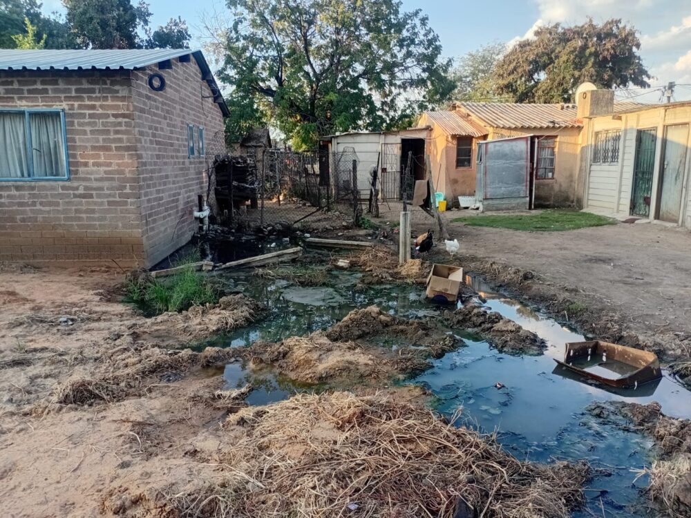 Mathjabeng in financial freefall