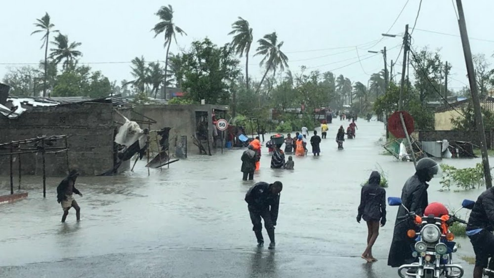 People Struggling To Move